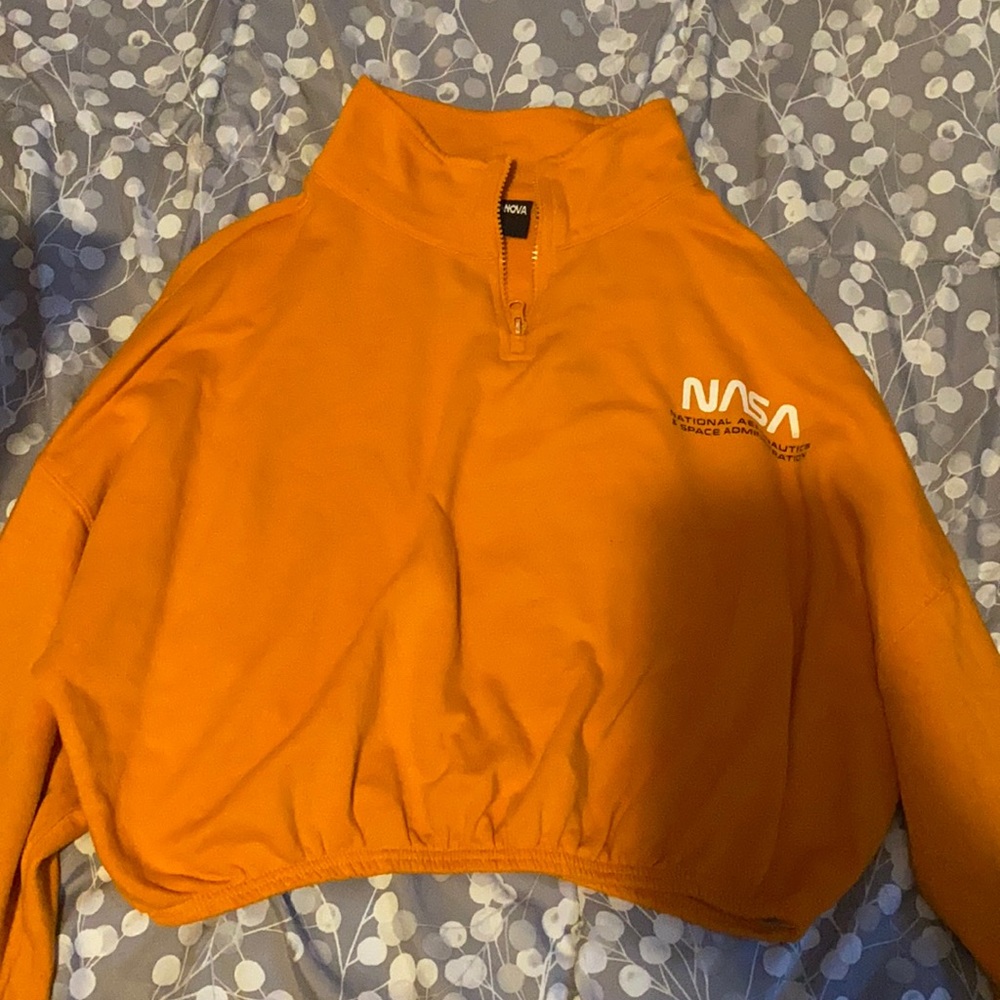 Fashion nova crop top